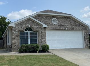 911 Cruise St, Denton, TX 76207