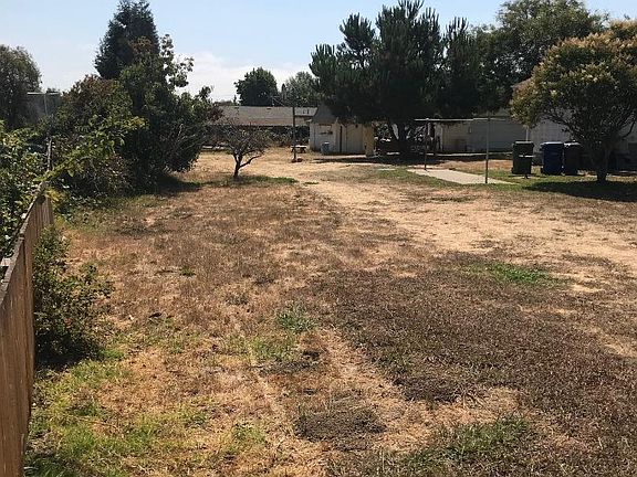 3rd image of 20 Mann Ave