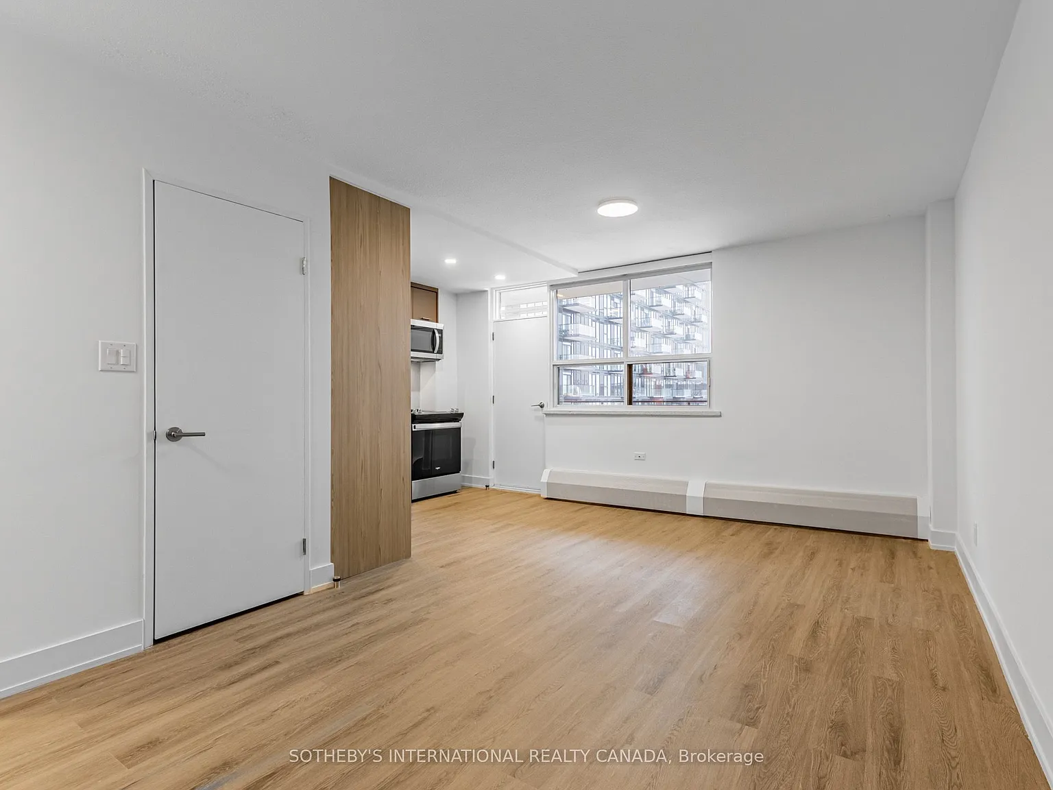Studio, $1,995 — Photo 3