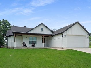 230 Driftwood Ct, Runaway Bay, TX 76426