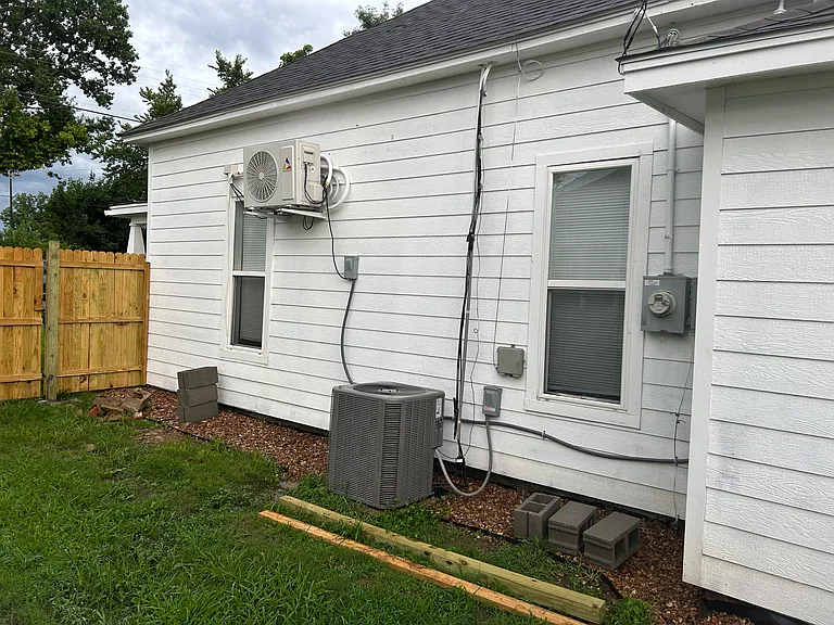 221 S Choctaw Ave — Photo 11
