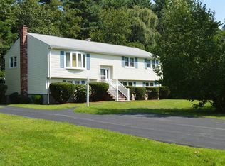 17 Bear Hill Rd, Billerica, MA 01821