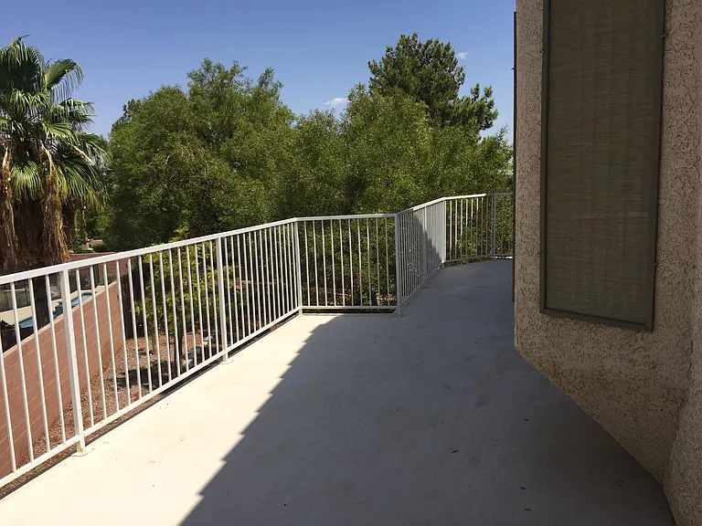 251 Grand Olympia Dr — Photo 2