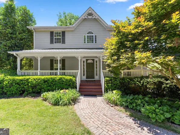 208 Clint St, Cleveland, GA 30528