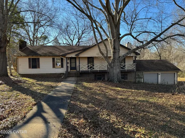 37 Crestwood Dr, Jackson, TN 38305