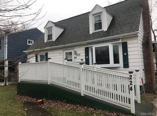 224 Heritage Rd, Tonawanda, NY 14150