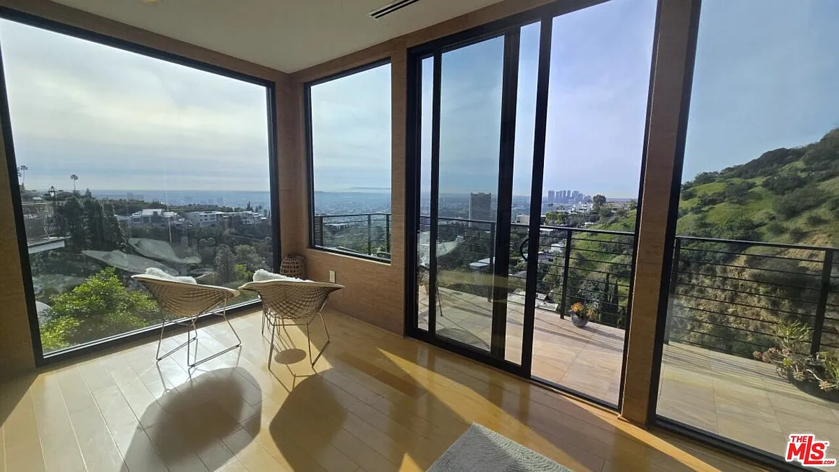 Building Photo - 9300 Warbler Way