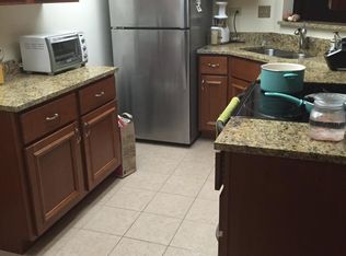 1235 Harding Ave APT 201, Des Plaines, IL 60016