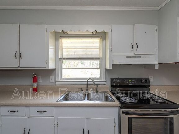 5th image of 2060 Wharton Dr