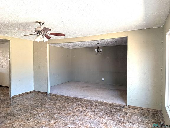 3rd image of 112 E 17th St