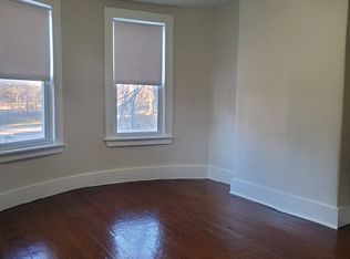 182 Walnut Ave #2R, Roxbury, MA 02119
