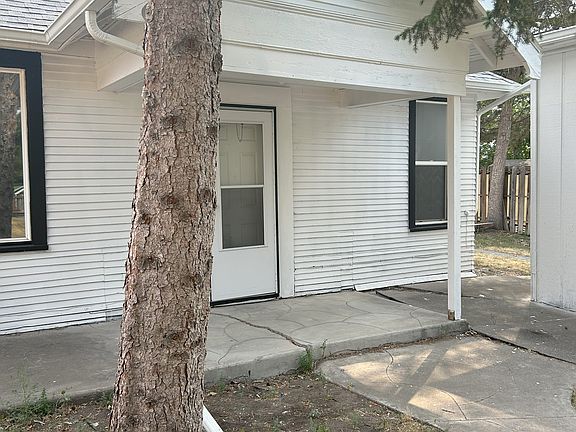 4th image of 312 7th Ave S