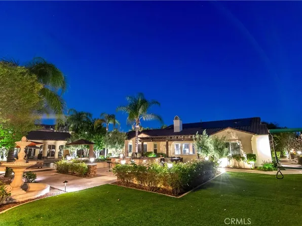 689 Crystal Mountain Cir, Riverside, CA 92506
