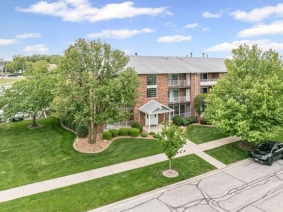 3rd image of 18250 Eagle Dr APT 3S