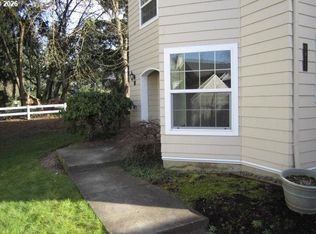8415 SW Curry Dr UNIT B, Wilsonville, OR 97070