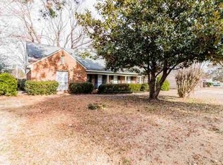 5494 Knight Arnold Rd, Memphis, TN 38115