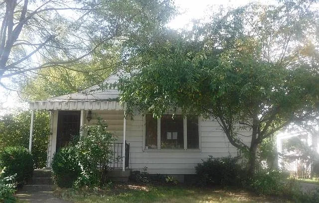 75 Demorest Rd photo 1