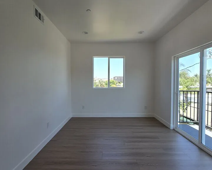 10827 Peach Grove St — Photo 27