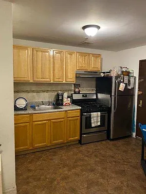 Rented by Mdrn Residential | media 32