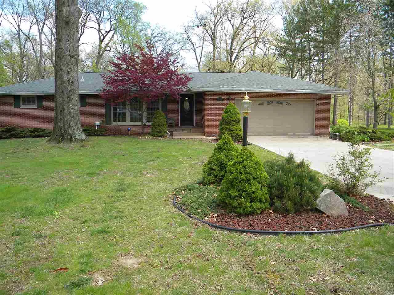 8461 N Pinewood Pl W photo 1