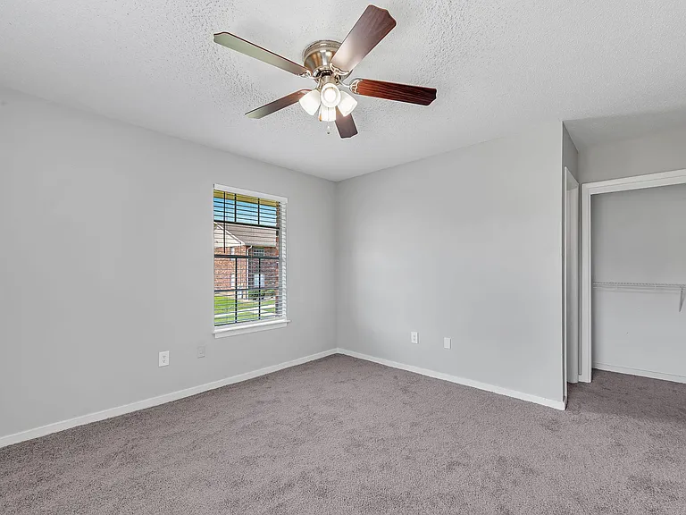 Southern Pines — Photo 26