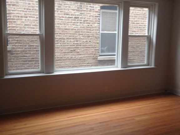 3rd image of 7942 S Langley Ave
