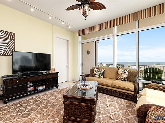 3rd image of 310A Padre Blvd APT 509