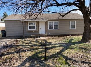 403 N Birch St, Owasso, OK 74055