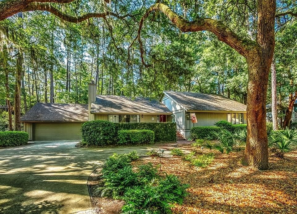 1st image of 42 Governors Ln