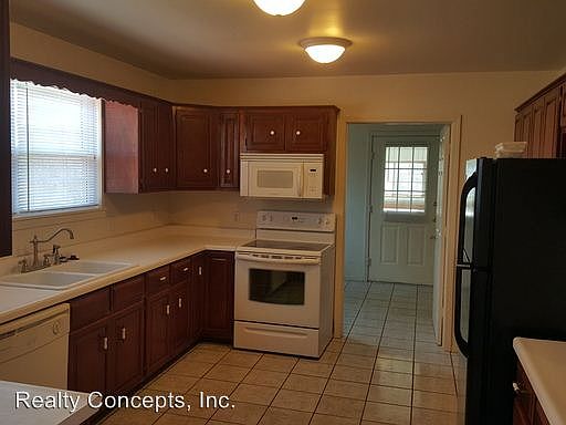 4th image of 2506 Treat Ave