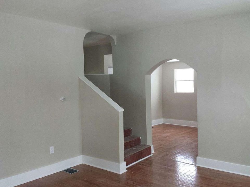 Living room to Dining Room