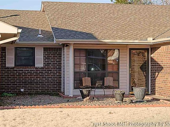 2nd image of 3240 California Ave