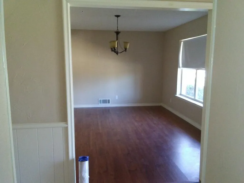 1426 Charleston Dr