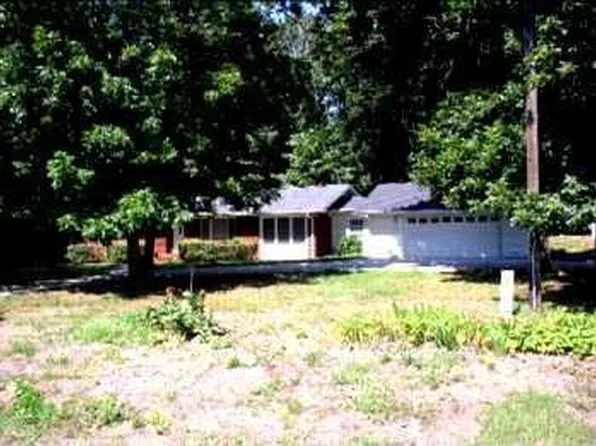 692 Allen Anderson Rd, Cleveland, GA 30528