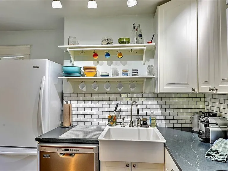 61 Chapin Ave #3 — Photo 18