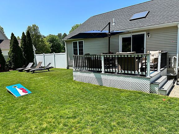 5th image of 55 Woodlawn St