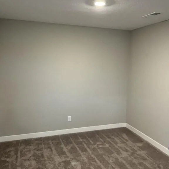 2076 Rowena Ln — Photo 16