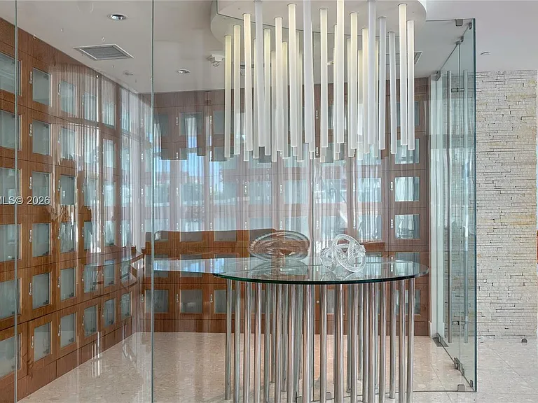 3801 Collins Ave #1502 — Photo 36