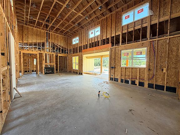 2nd image of 12 Thompson Rd