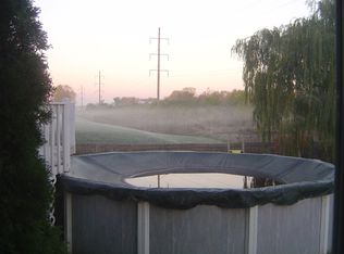 982 Longford Rd, Bartlett, IL 60103