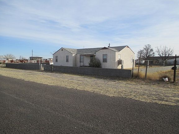 3rd image of 3700 S Helen Ave