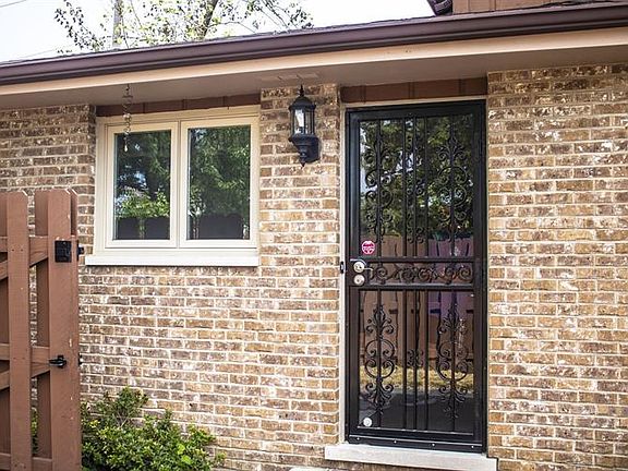 5th image of 482 Wentworth Ave