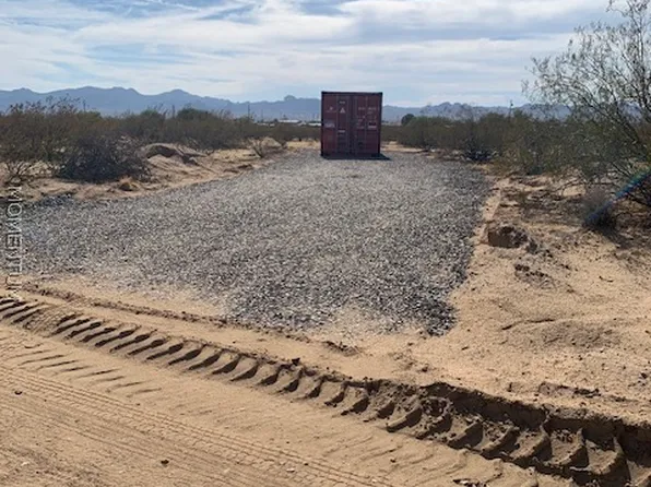 154 N Alpine Road, Golden Valley, AZ 86413