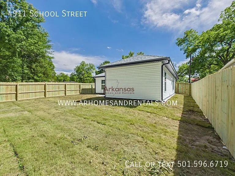 4911 School St — Photo 14