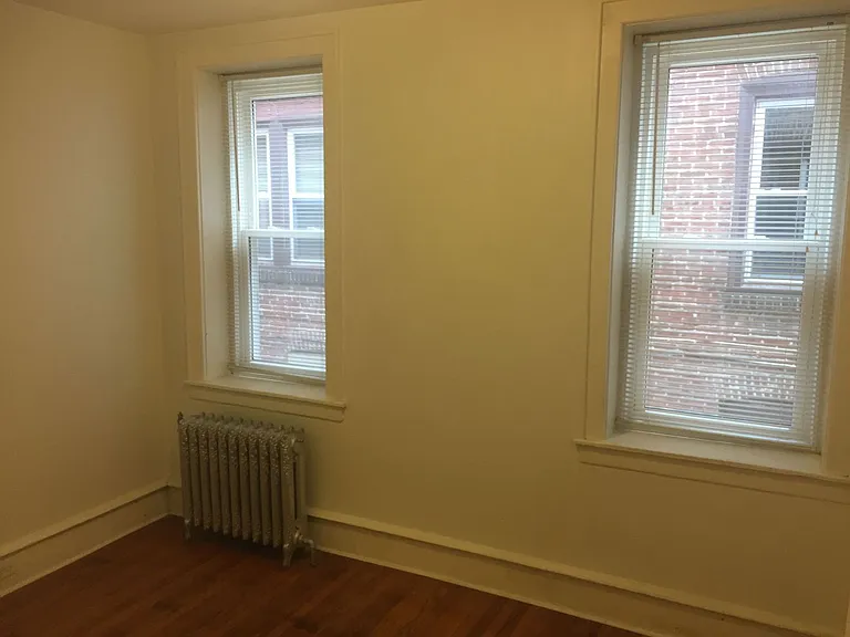 4826-30 Walnut St. — Photo 6