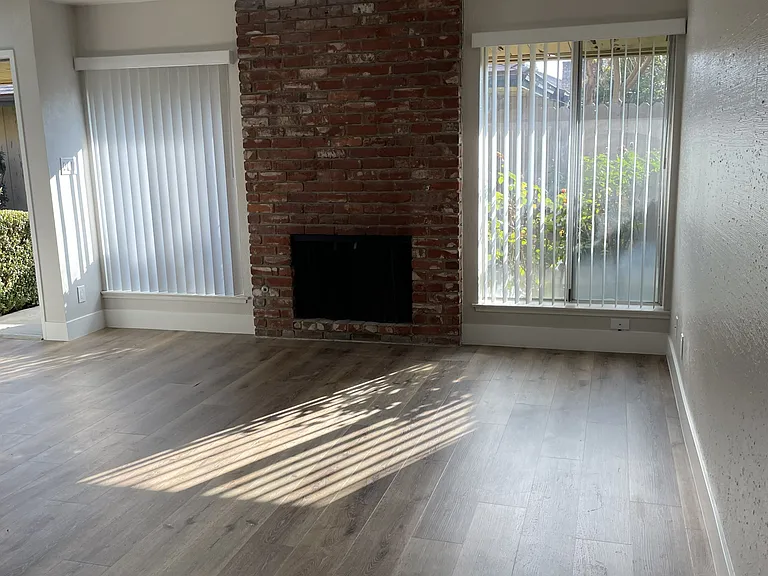 5085 N Del Mar Ave #K — Photo 4