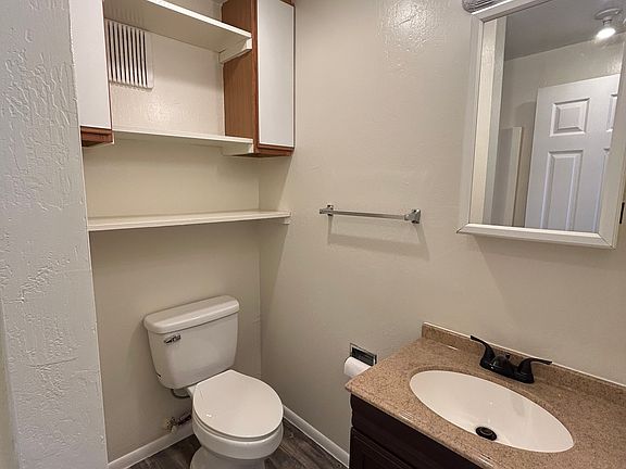 5th image of 796 Saint Francis Blvd #A