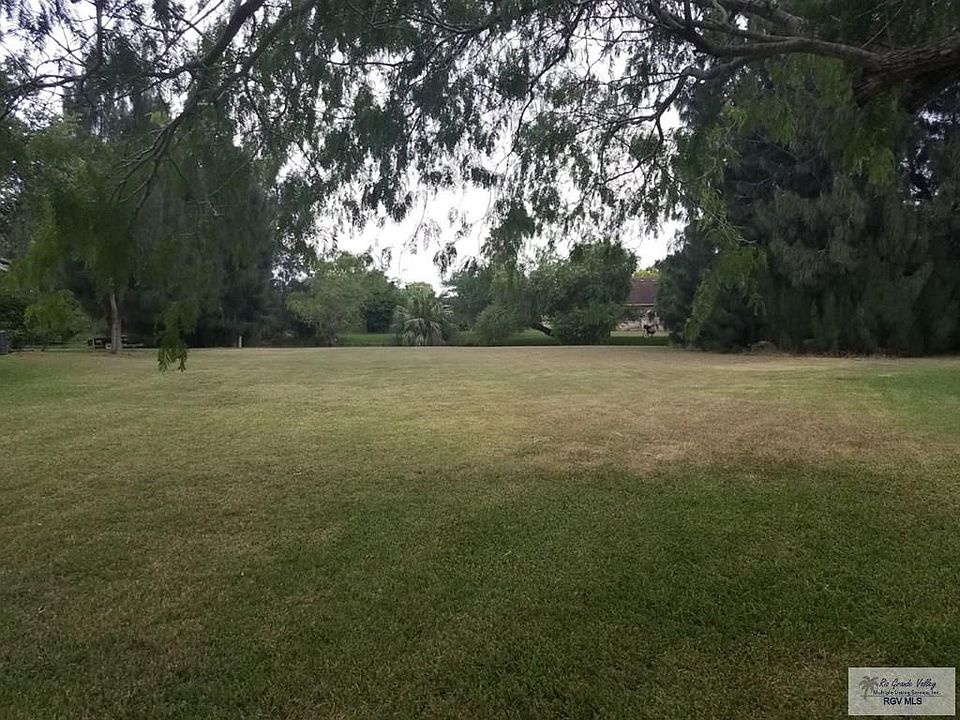 2nd image of 9 Palmetto Ct