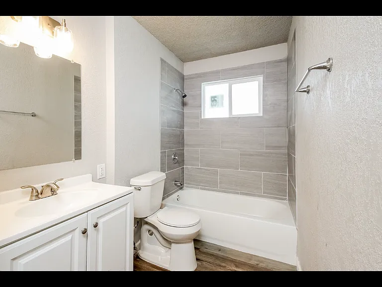 19306 Pine Lock Ln — Photo 6