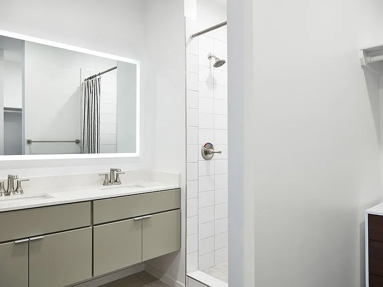Crystal Flats — Photo 15